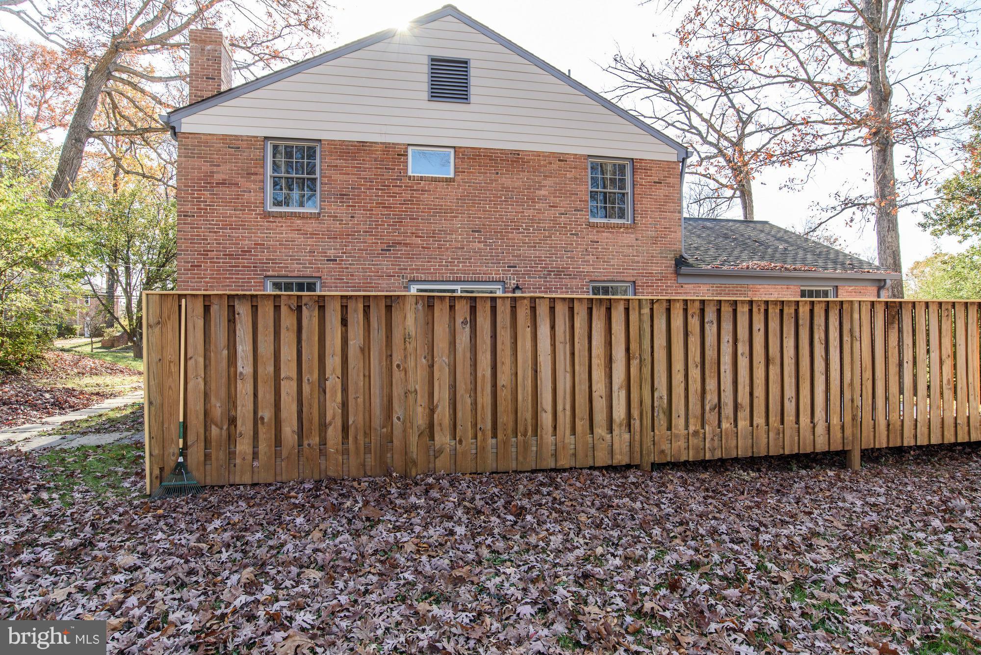 8207 Postoak Road Potomac, MD 20854 - Photo 30 of 30 Exterior (Rear)