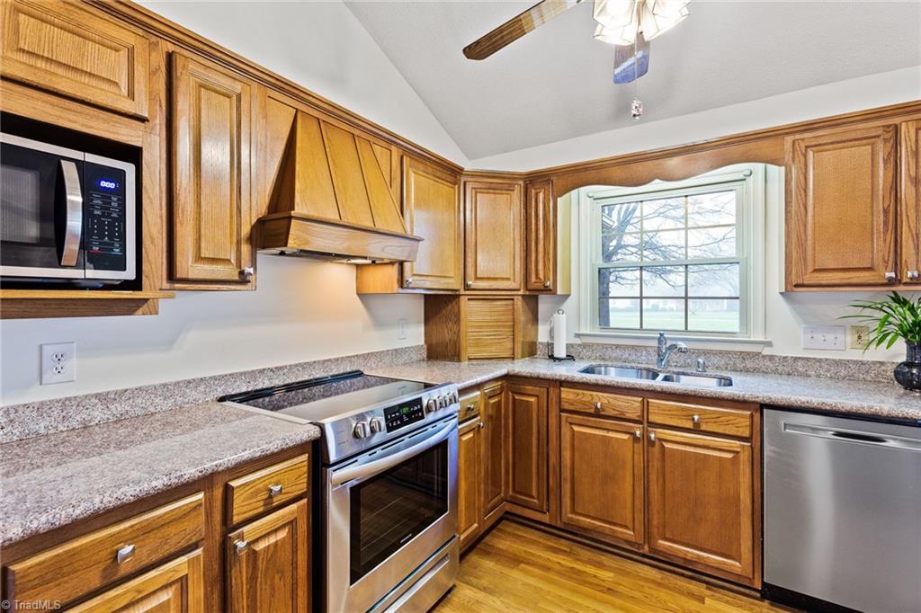 8621 Bame Road Colfax, NC 27235 - Photo 15 of 43