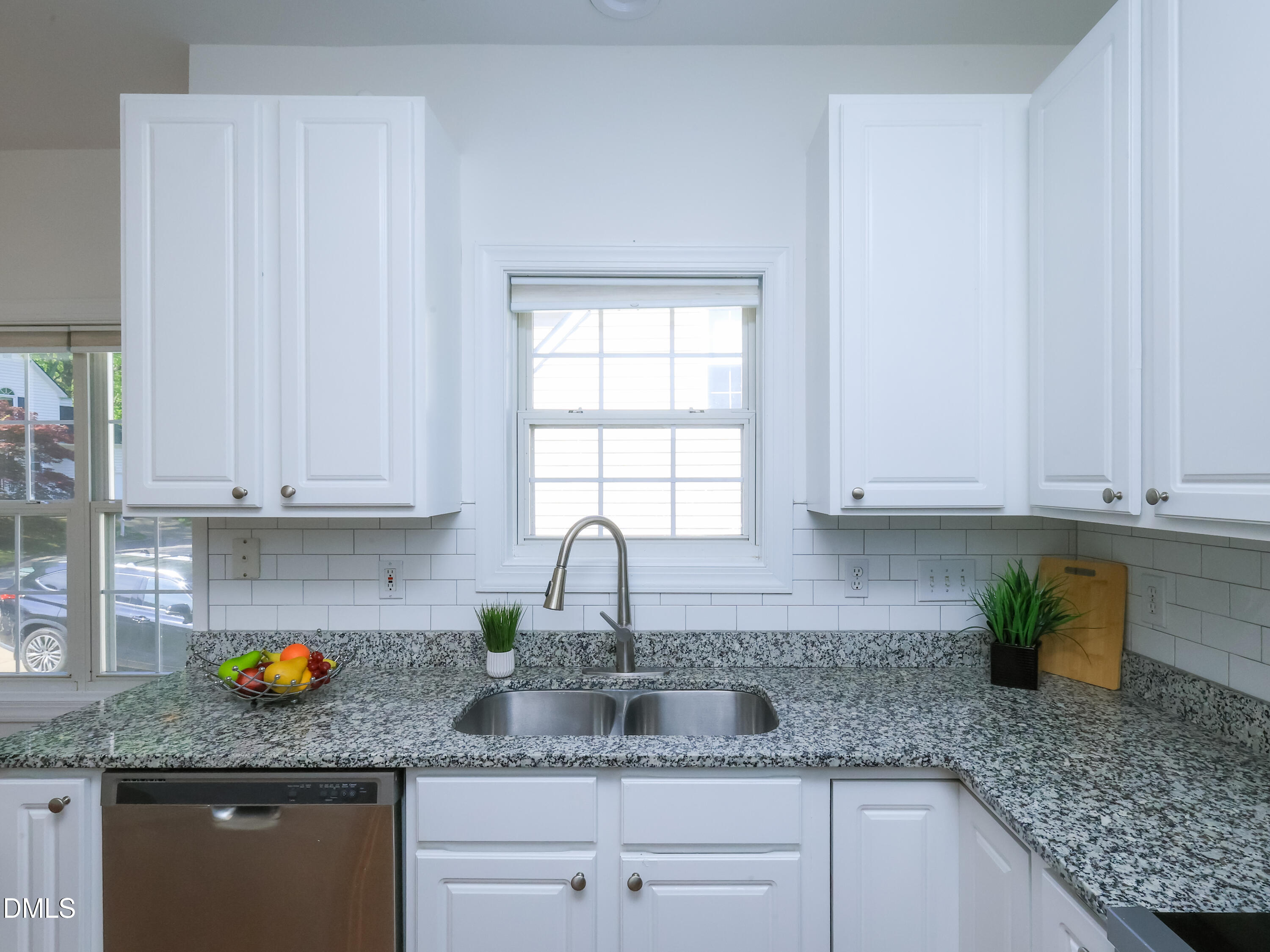 8613 Clivedon Drive Raleigh, NC 27615 - Photo 13 of 34 027_kitchen
