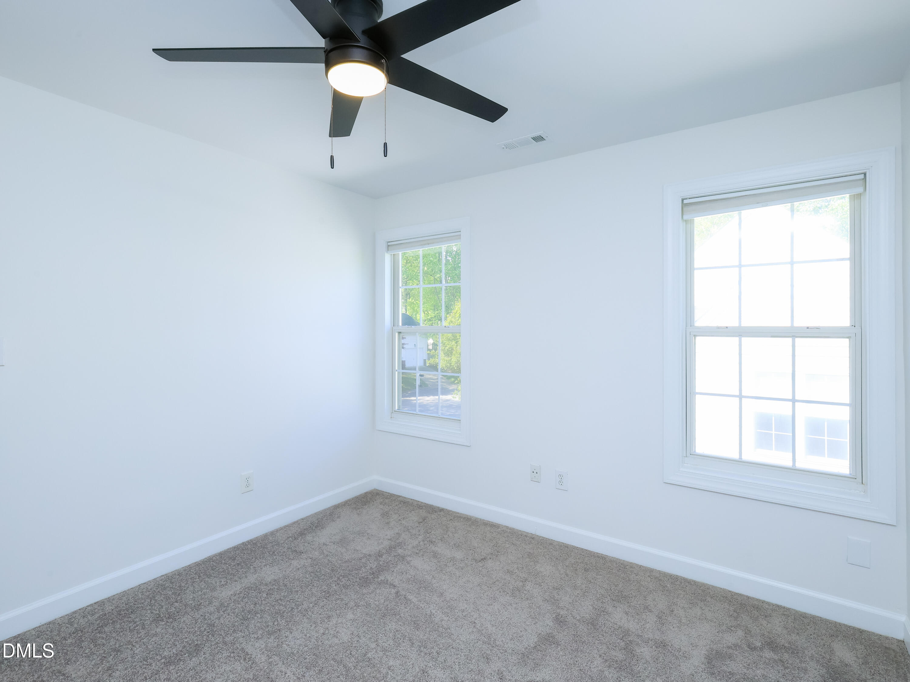 8613 Clivedon Drive Raleigh, NC 27615 - Photo 22 of 34 045_bedroom2