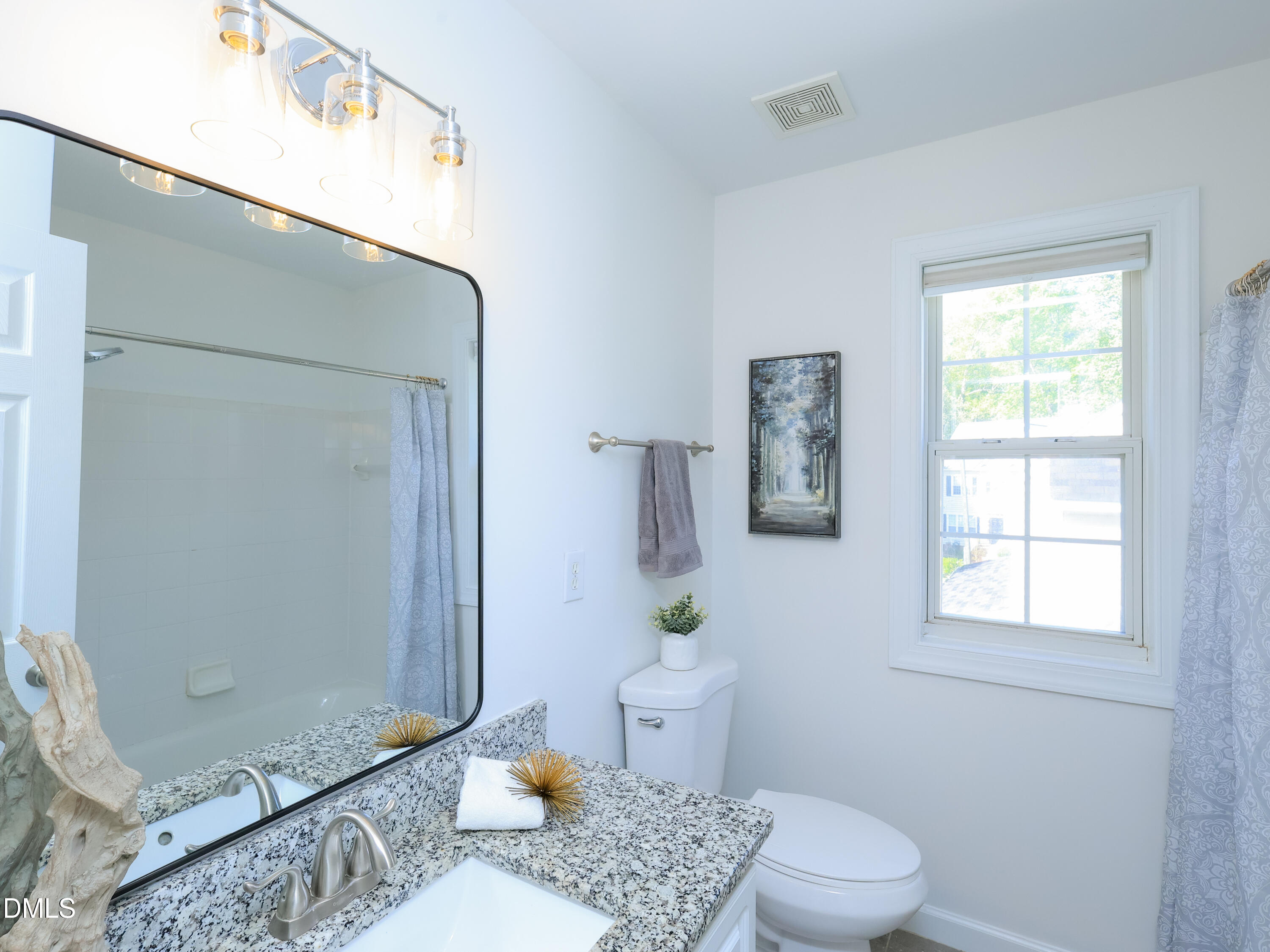 8613 Clivedon Drive Raleigh, NC 27615 - Photo 23 of 34 046_full_bath2