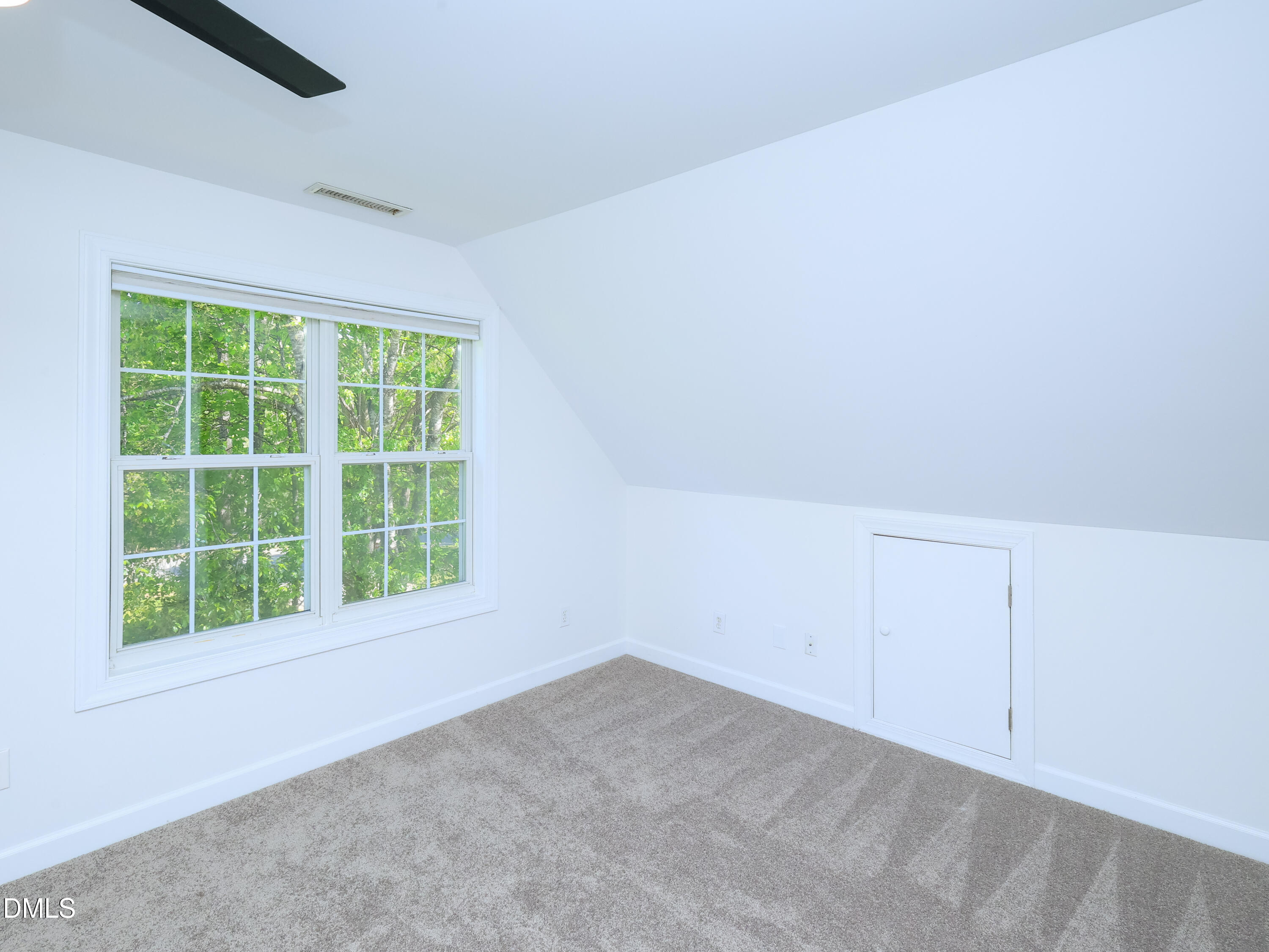 8613 Clivedon Drive Raleigh, NC 27615 - Photo 26 of 34 052_bedroom4