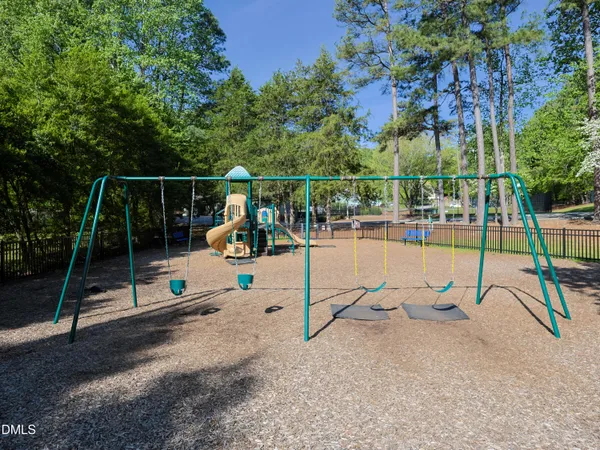 $474,900 | 8613 Clivedon Drive, Raleigh, NC 27615
