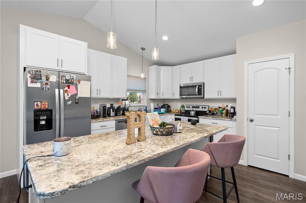 3422 Chippewa Drive Belleville, IL 62221 - Photo 12 of 32