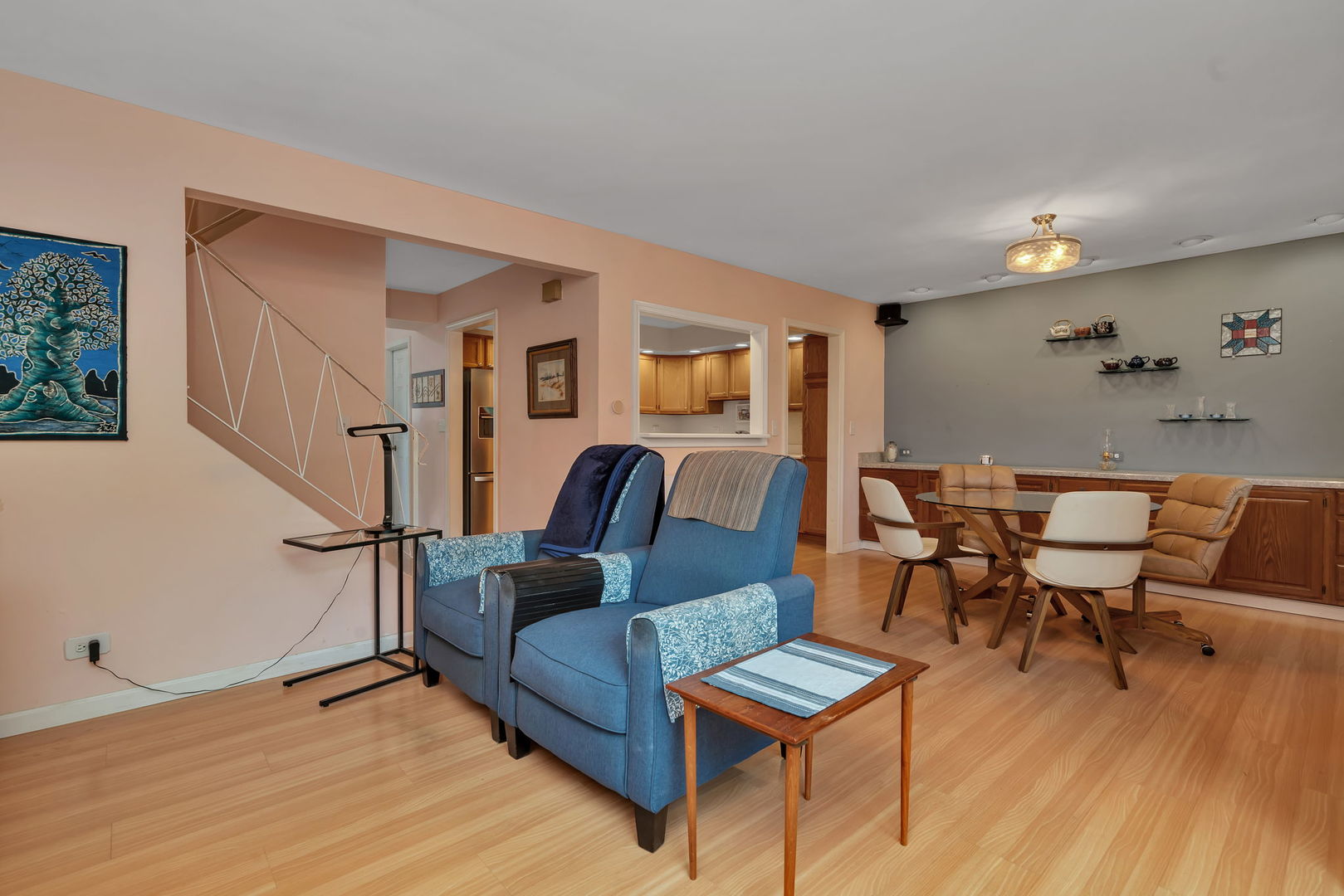 522 Julie Road Bolingbrook, IL 60440 - Photo 3 of 28 a living room with furniture and a wooden floor