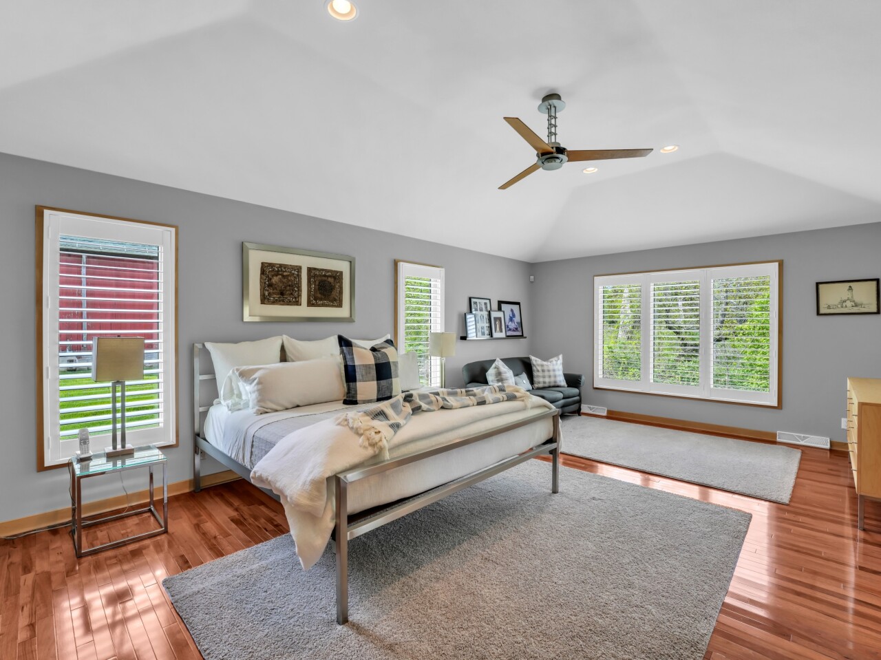 8 Lake Pointe Circle Wind Point, WI 53402 - Photo 14 of 32 Primary Room