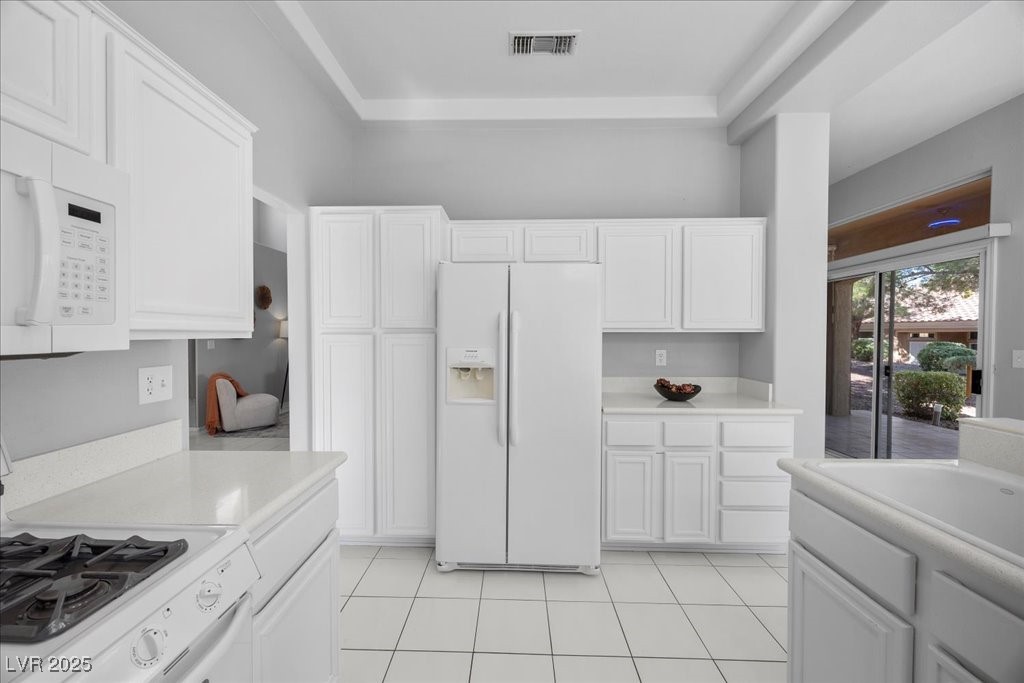 9352 Villa Ridge Drive Las Vegas, NV 89134 - Photo 19 of 33