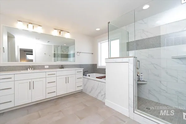 $630,000 | 1372 West Tiger Eye Street, Kuna, ID 83634