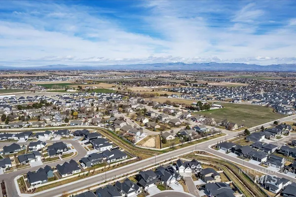 $630,000 | 1372 West Tiger Eye Street, Kuna, ID 83634