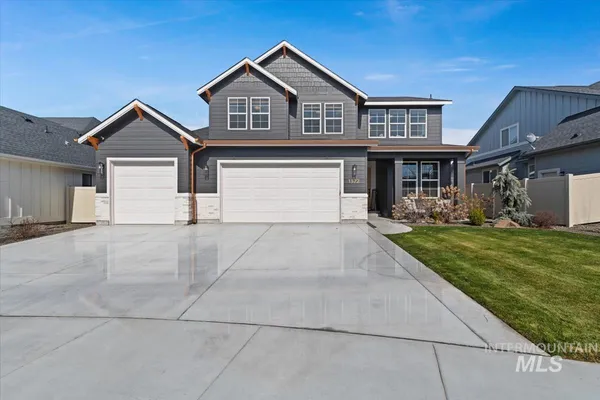 $630,000 | 1372 West Tiger Eye Street, Kuna, ID 83634