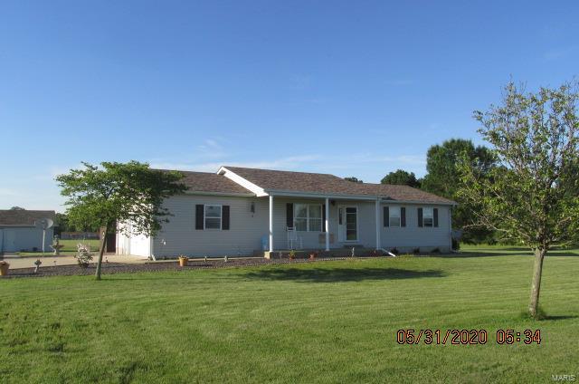 20848 Lake Ka Ho Road Mount Olive, IL 62069 - Photo 1 of 18 Gallery Image 1