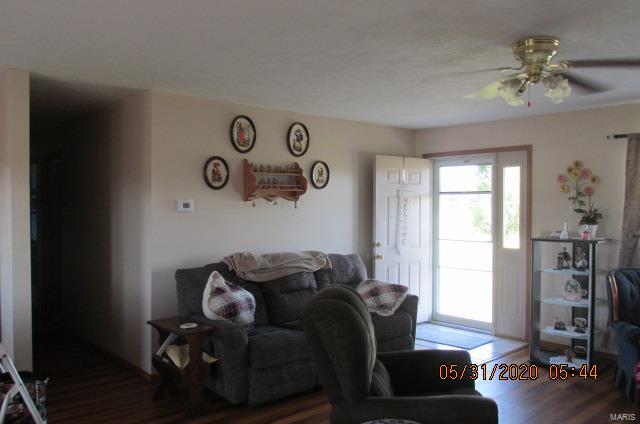 20848 Lake Ka Ho Road Mount Olive, IL 62069 - Photo 2 of 18 Gallery Image 2