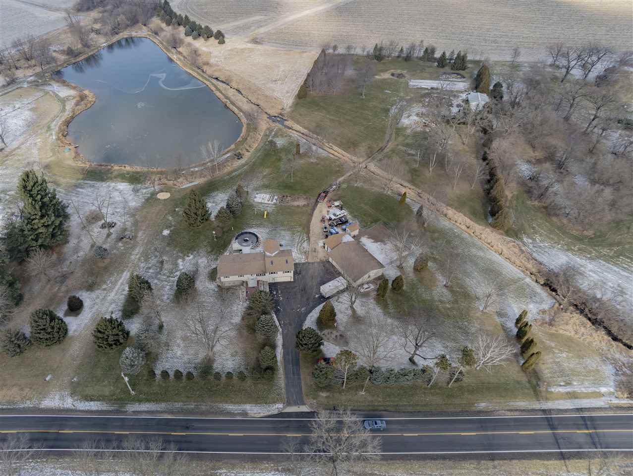 9119 Montague Road Winnebago, IL 61088 - Photo 34 of 36