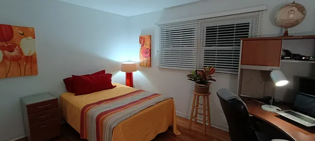 $315,000 | 18751 Kings Road, Homewood, IL 60430