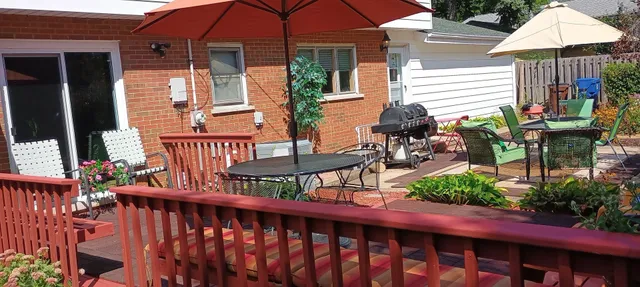 $315,000 | 18751 Kings Road, Homewood, IL 60430