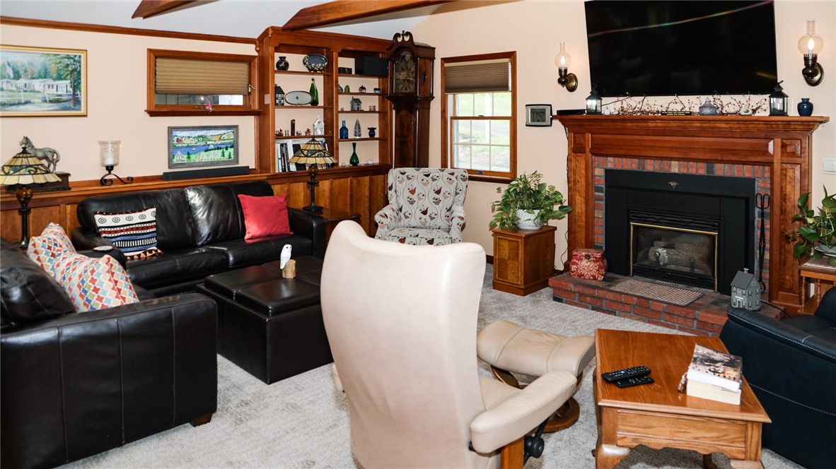 3265 Reading Road Reading, NY 14891 - Photo 21 of 33 living room