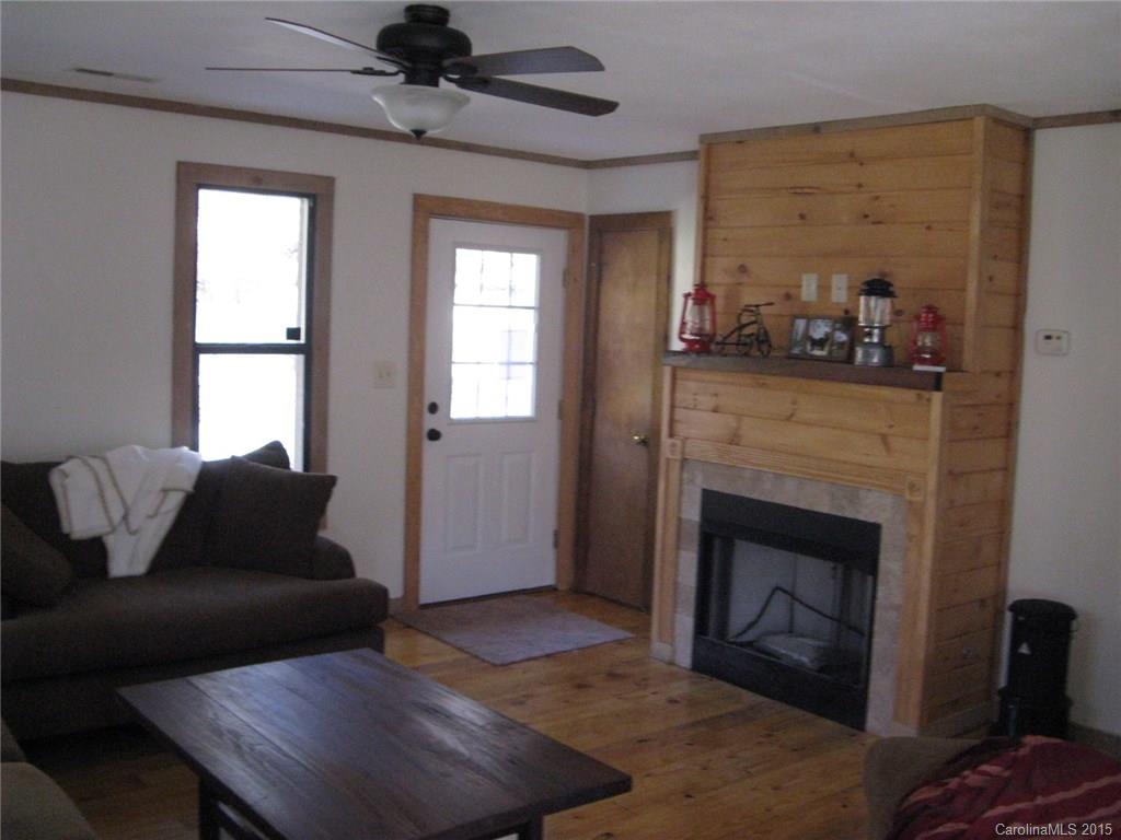 595 Vineyard Road Tryon, NC 28782 - Photo 3 of 6
