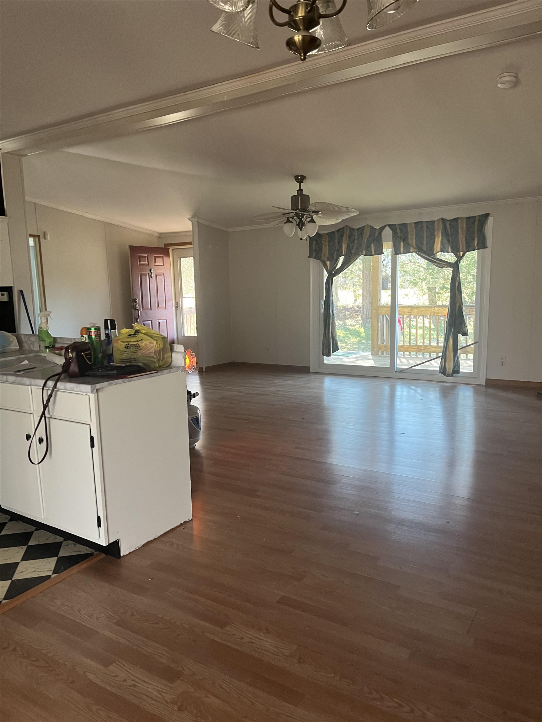 738 Darwin Road Gaffney, SC 29340 - Photo 7 of 16