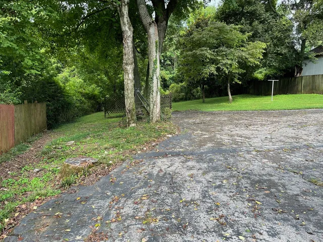 $2,495 | 1220 Harwood Drive, Nashville, TN 37206