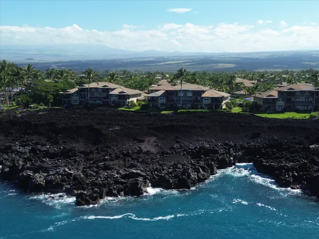$2,699,000 | 69-1033 Nawahine Place, Unit 14E, Waikoloa, HI 96738