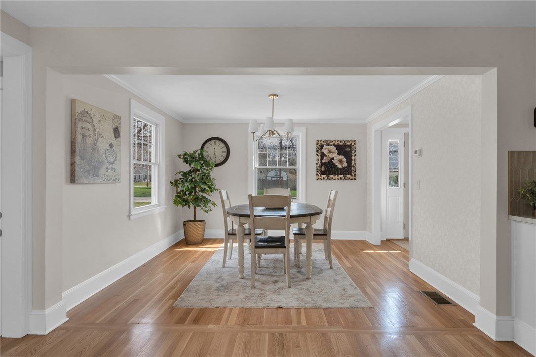 281 Spring Green Road Warwick, RI 02888 - Photo 7 of 39