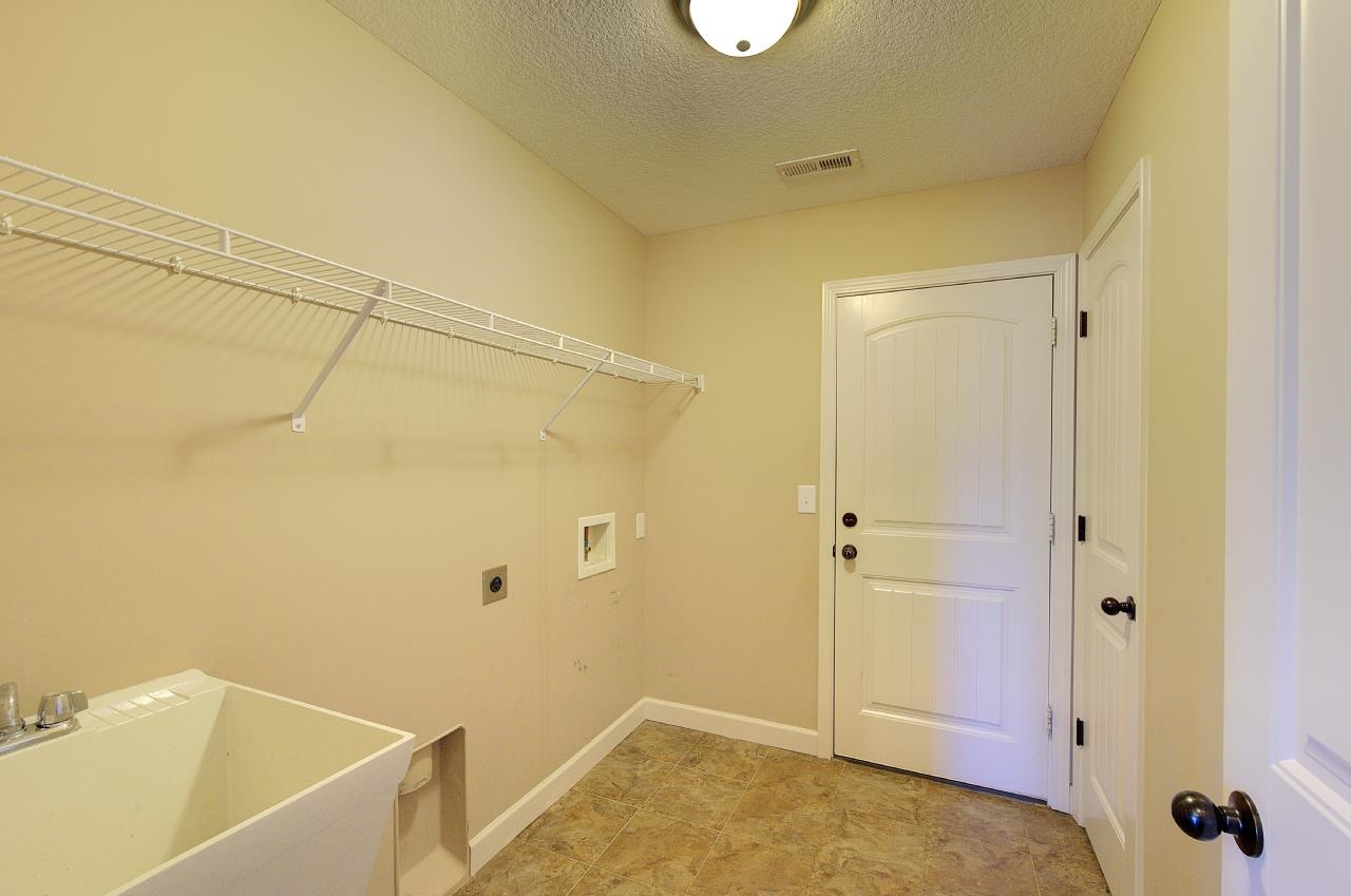 411 Shoreline Boulevard Boiling Springs, SC 29316 - Photo 10 of 50