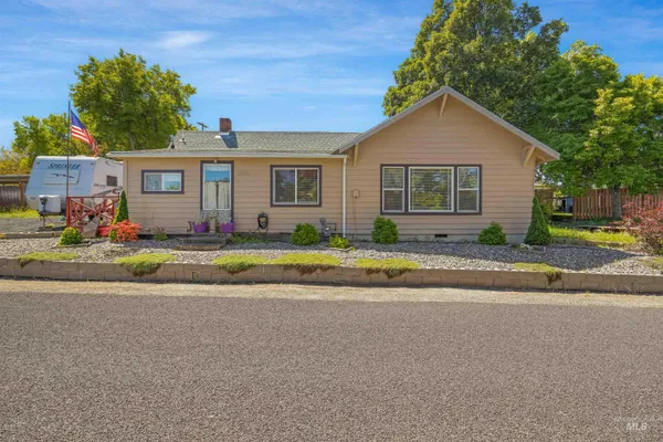 $310,000 | 238 Hillcrest Road, Lewiston, ID 83501