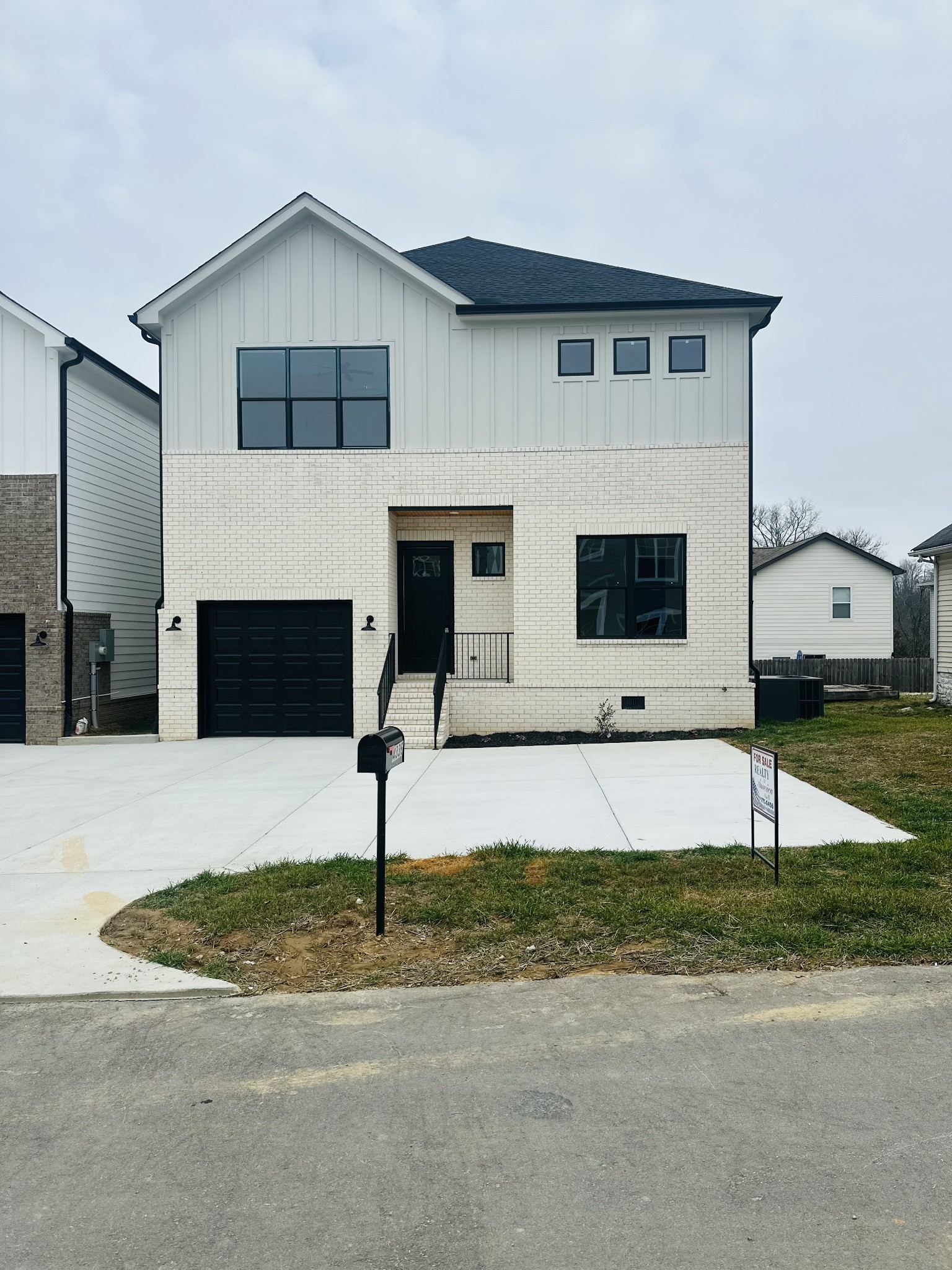4336 Old Goins Road Nashville, TN 37211 - Photo 2 of 34