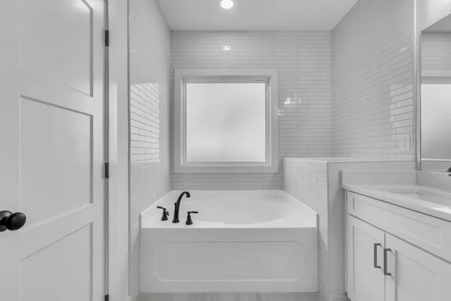 $699,999 | 7215 Fairlawn Drive, Fairview, TN 37062