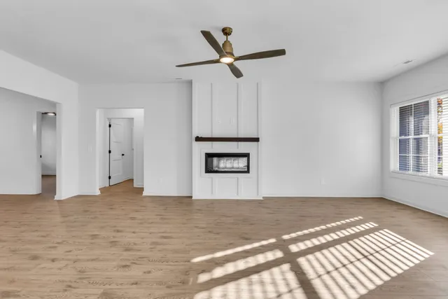 $699,999 | 7215 Fairlawn Drive, Fairview, TN 37062