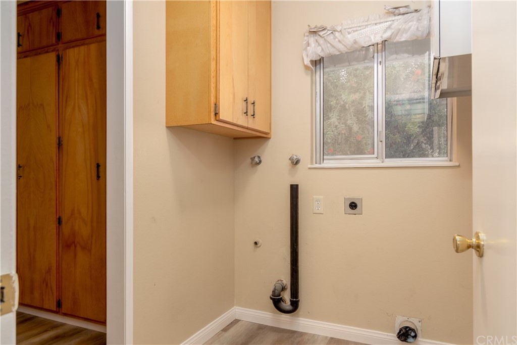 26281 Foxgrove Road Menifee, CA 92586 - Photo 13 of 27