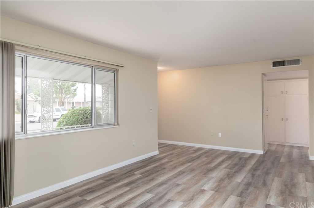 26281 Foxgrove Road Menifee, CA 92586 - Photo 6 of 27