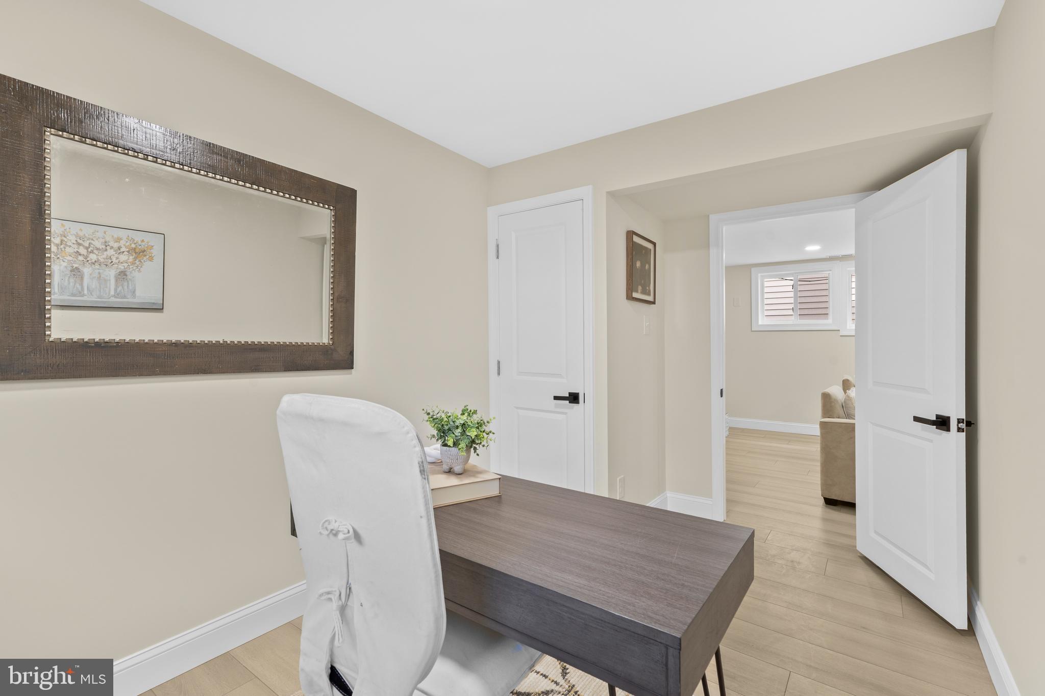 120 Canterbury Road Mount Laurel, NJ 08054 - Photo 31 of 46 a living room with furniture and wooden floor