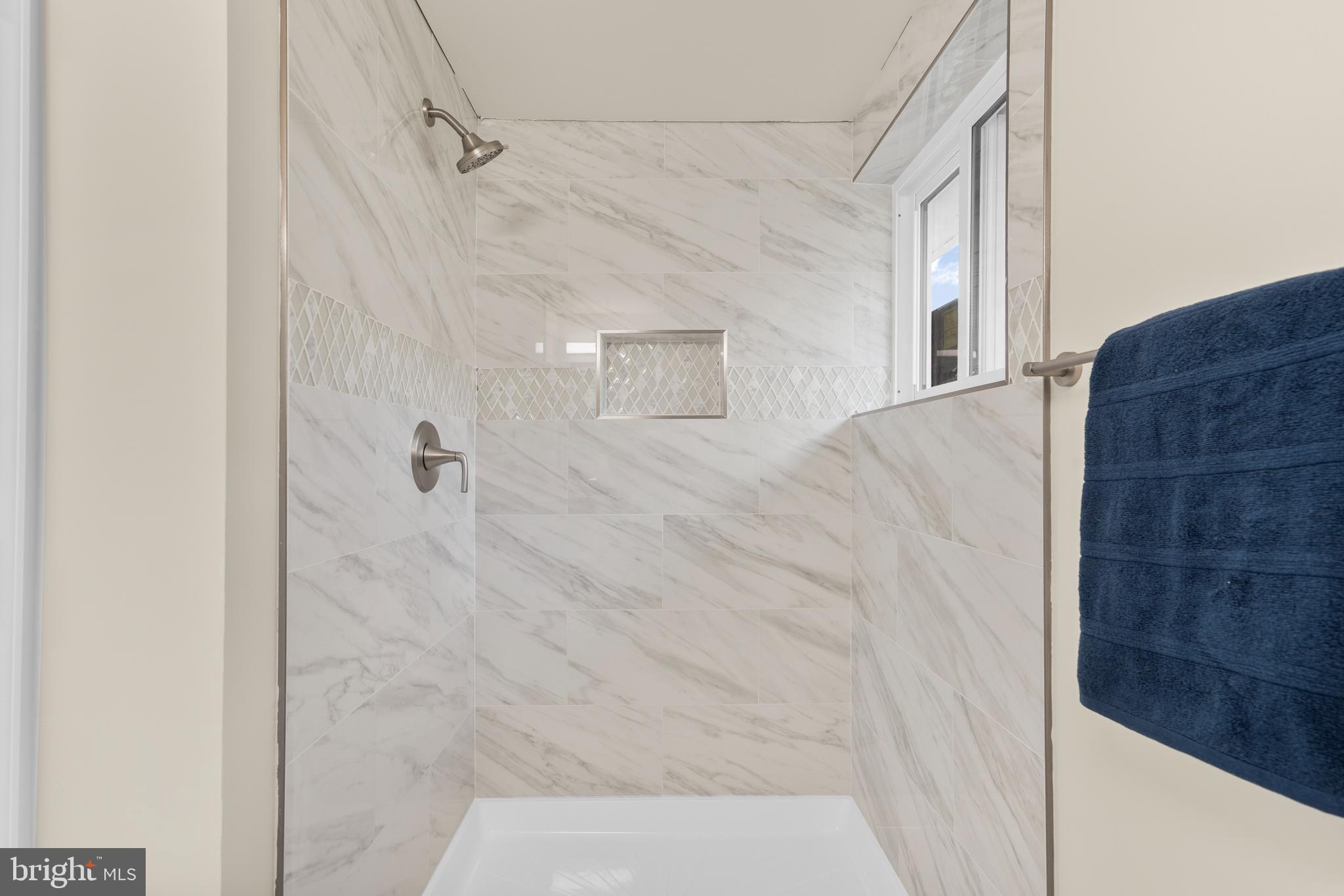 120 Canterbury Road Mount Laurel, NJ 08054 - Photo 32 of 46 a bathroom with a shower