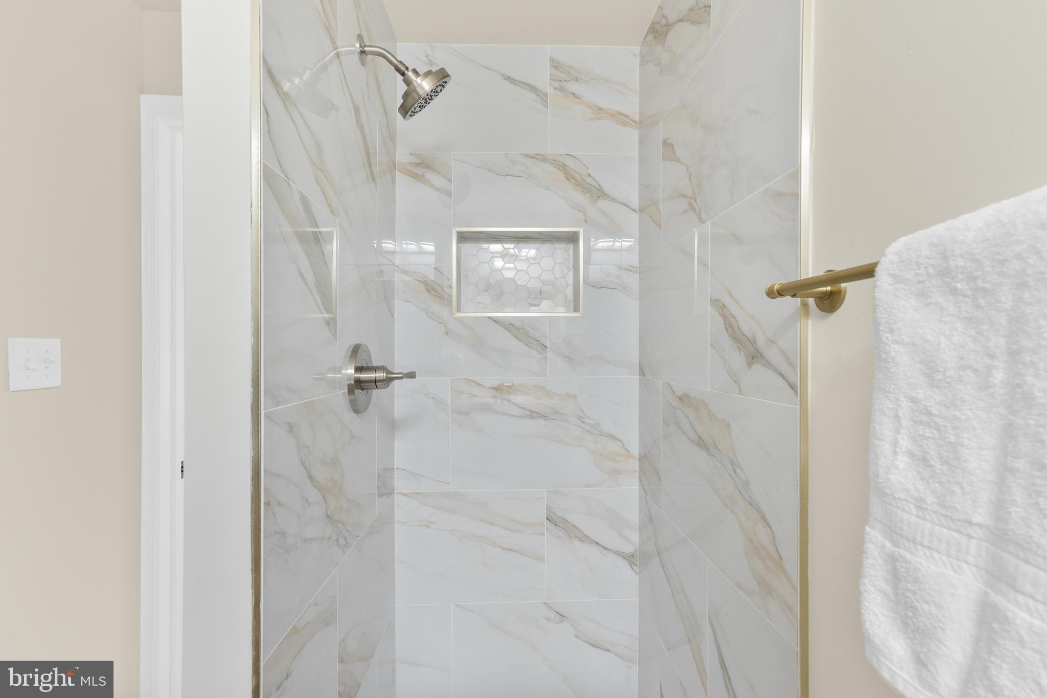 120 Canterbury Road Mount Laurel, NJ 08054 - Photo 39 of 46 a bathroom with a shower