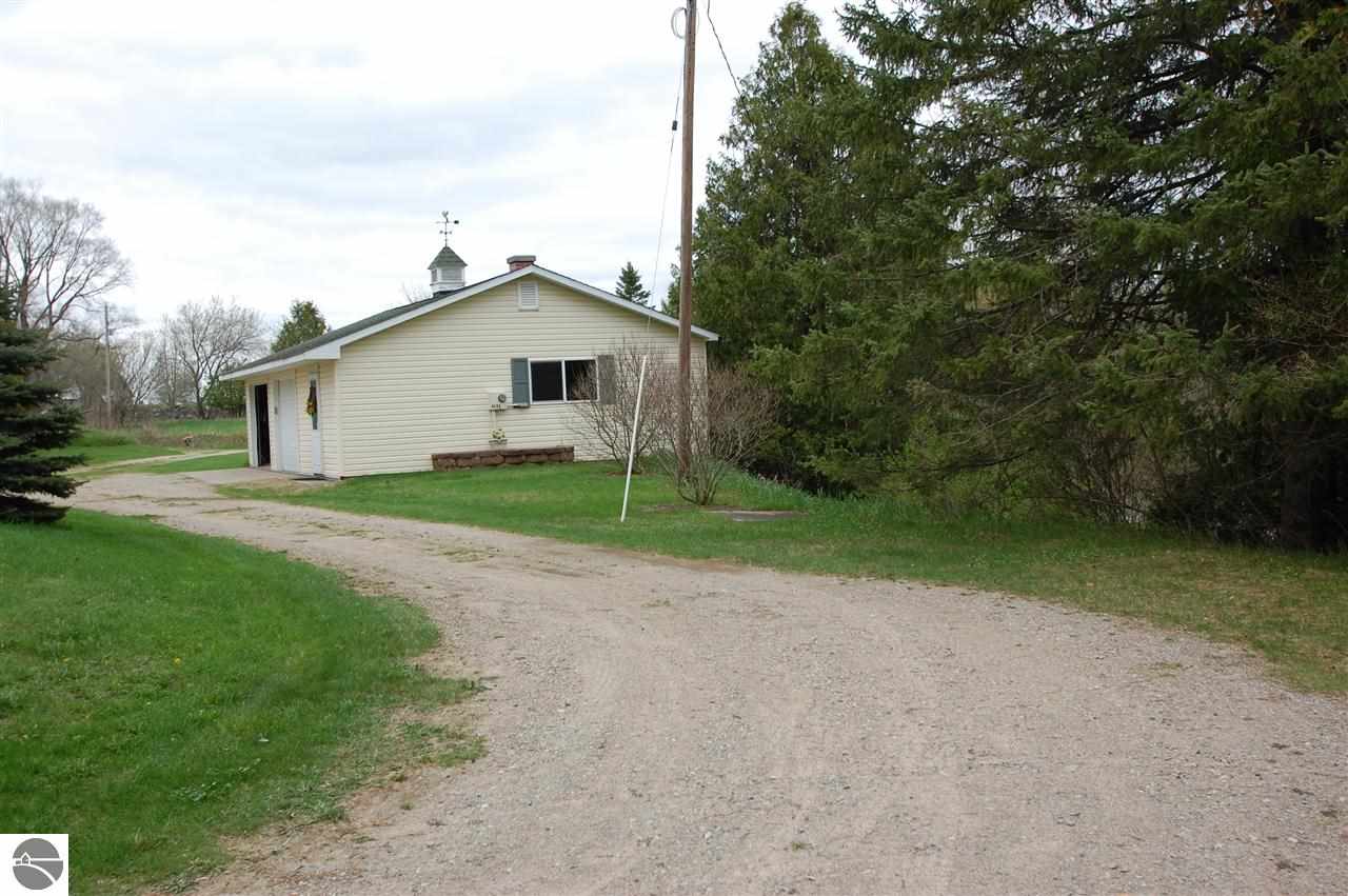 6481 Bensch Road Alger, MI 48610 - Photo 2 of 57 1784169-1.JPG