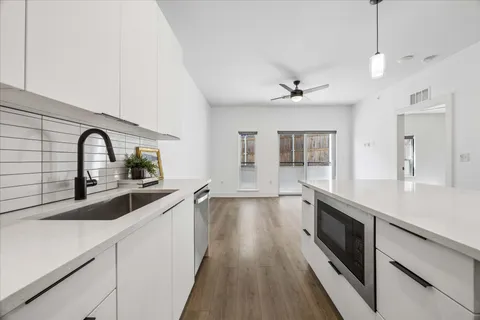 $325,000 | 2220 Webberville Road, Unit 216, Austin, TX 78702