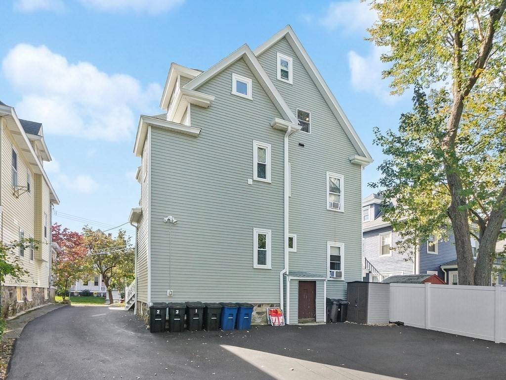 22 Linden Road Melrose, MA 02176 - Photo 25 of 29 Gallery Image 25