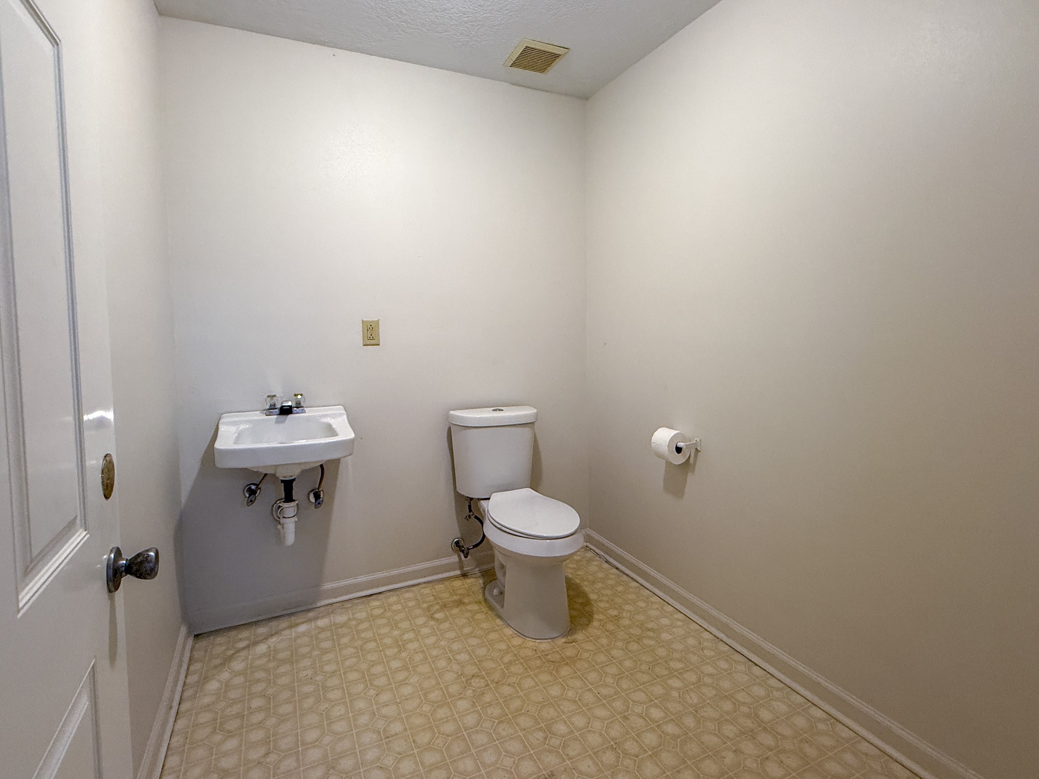26605 East River Road, Unit A Splendora, TX 77372 - Photo 19 of 29