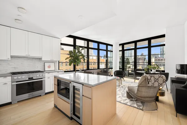 $2,325,000 | 50 West 30th Street, Unit 18B | NoMad
