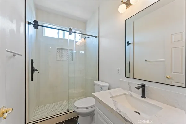 $6,250 | 16395 Ridge Field Drive, Riverside, CA 92503