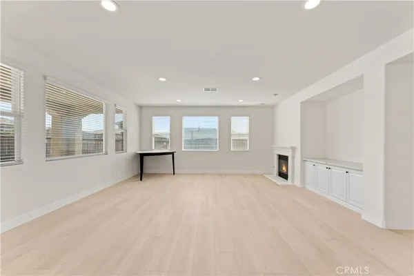 $6,250 | 16395 Ridge Field Drive, Riverside, CA 92503