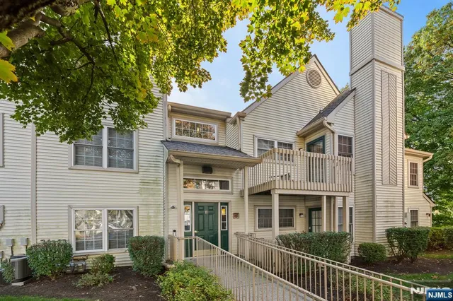 $465,000 | 11 Evergreen Drive, Unit 36, Clifton, NJ 07014