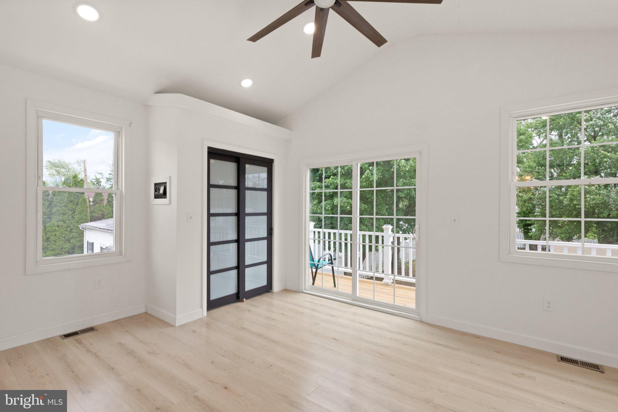 345 Townsend Road Essex, MD 21221 - Photo 23 of 44 Gallery Image 23