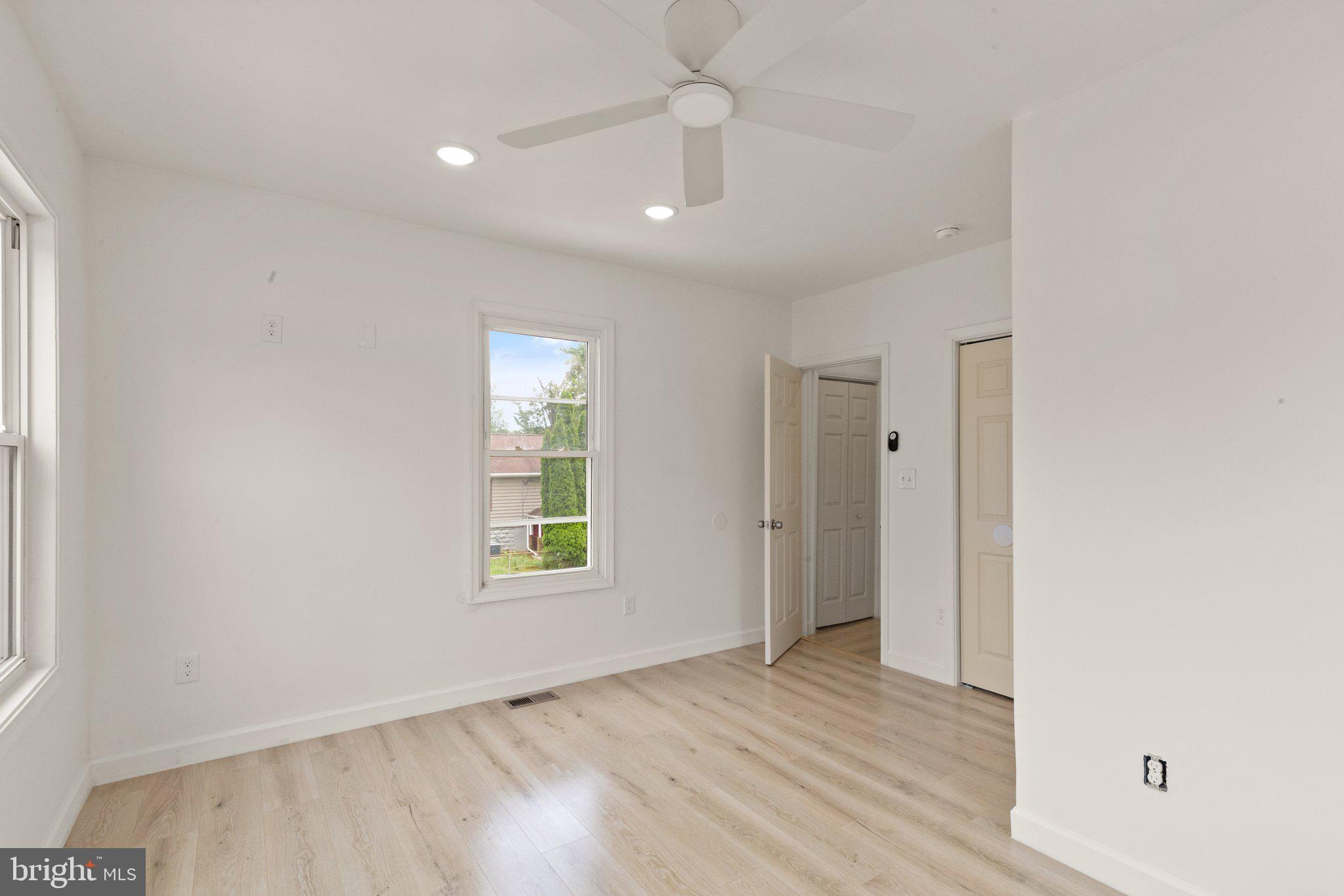 345 Townsend Road Essex, MD 21221 - Photo 32 of 44 Gallery Image 32