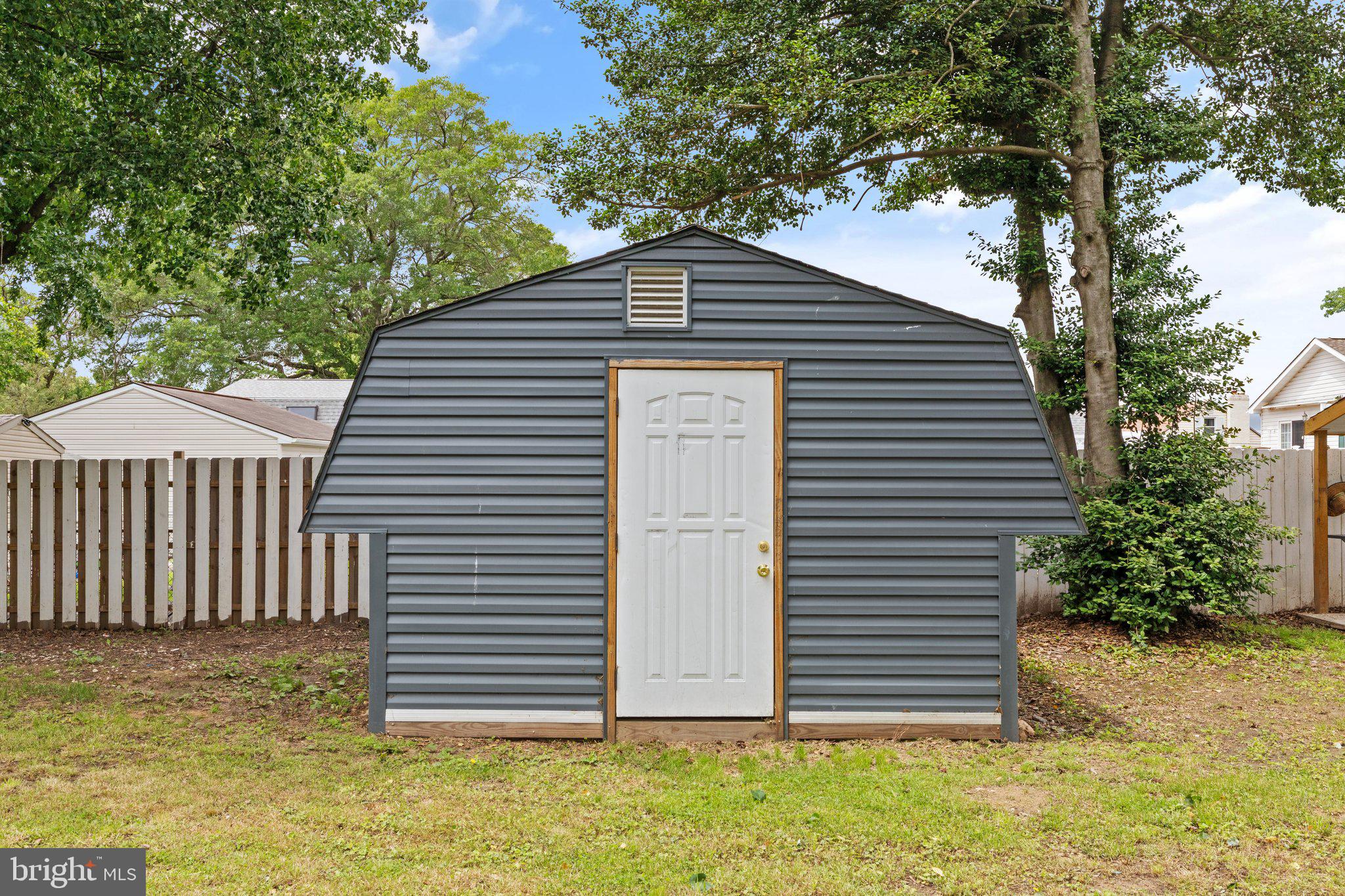 345 Townsend Road Essex, MD 21221 - Photo 38 of 44 Gallery Image 38