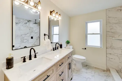 $649,900 | 4912 West Drummond Place, Chicago, IL 60639