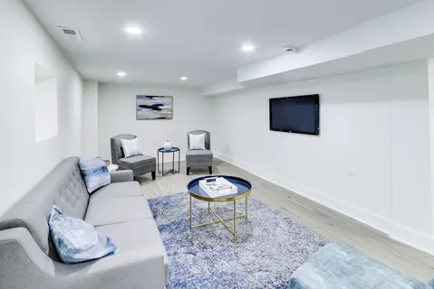 $649,900 | 4912 West Drummond Place, Chicago, IL 60639