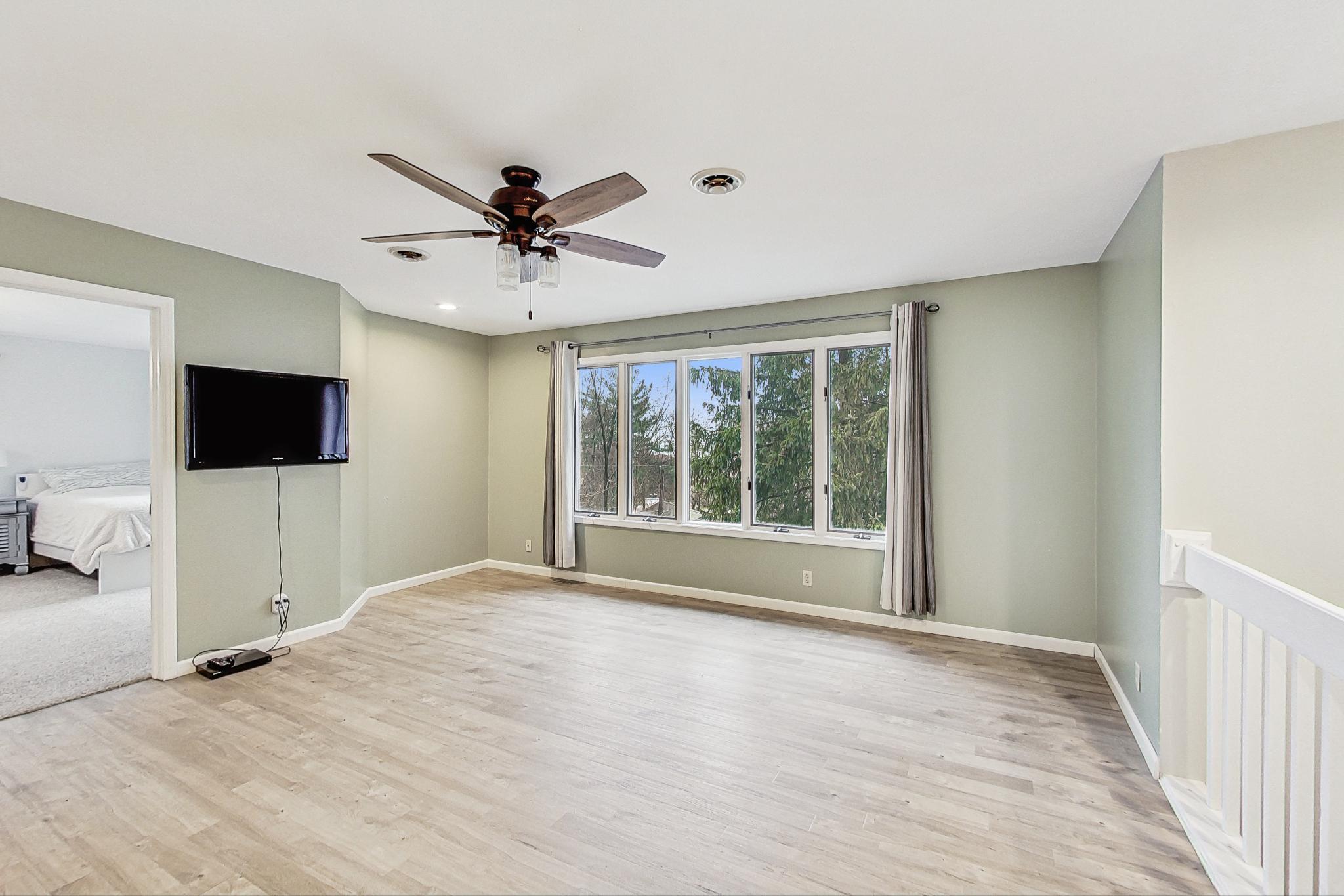 37 Beach Lane Portage, IN 46368 - Photo 18 of 33 2048x1365