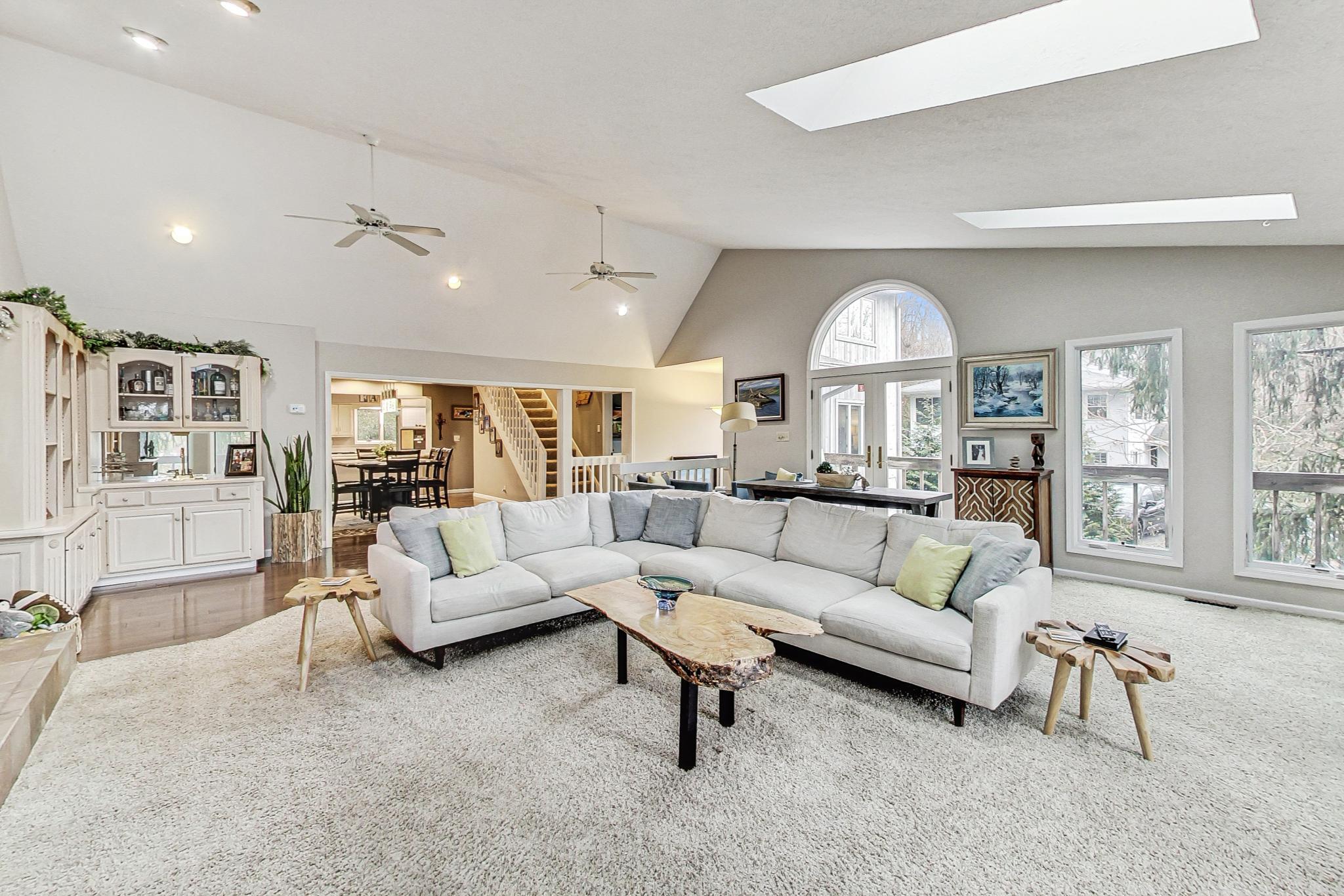 37 Beach Lane Portage, IN 46368 - Photo 7 of 33 2048x1366